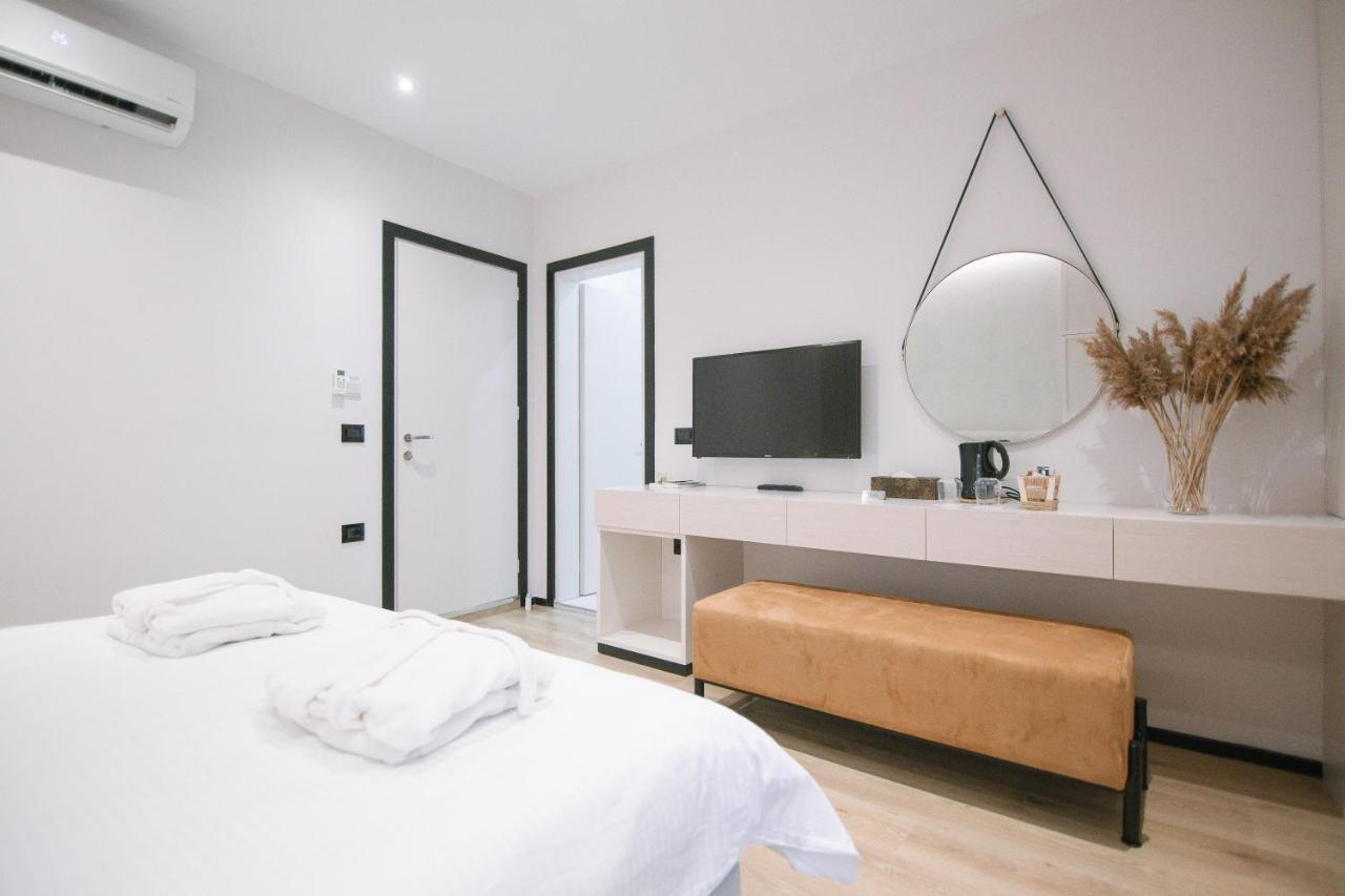 Boulevard Boutique Aparthotel Korce Bagian luar foto