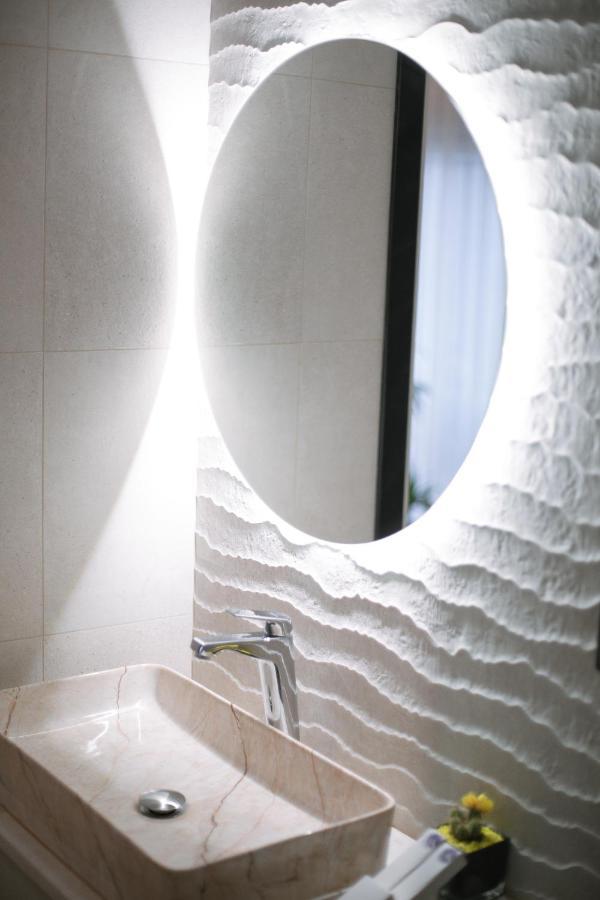 Boulevard Boutique Aparthotel Korce Bagian luar foto