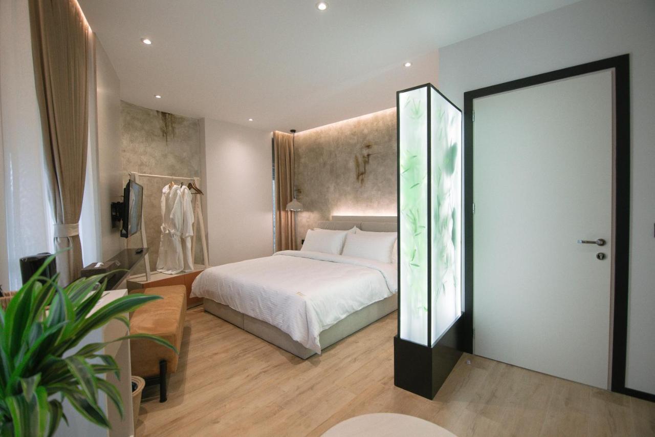 Boulevard Boutique Aparthotel Korce Bagian luar foto