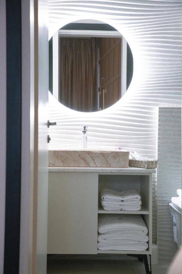 Boulevard Boutique Aparthotel Korce Bagian luar foto